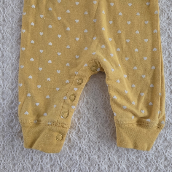 Carters Baby Girl "Daddys Little girl" Hearts Long Sleeve Snap Romper 3 months - Picture 4 of 5